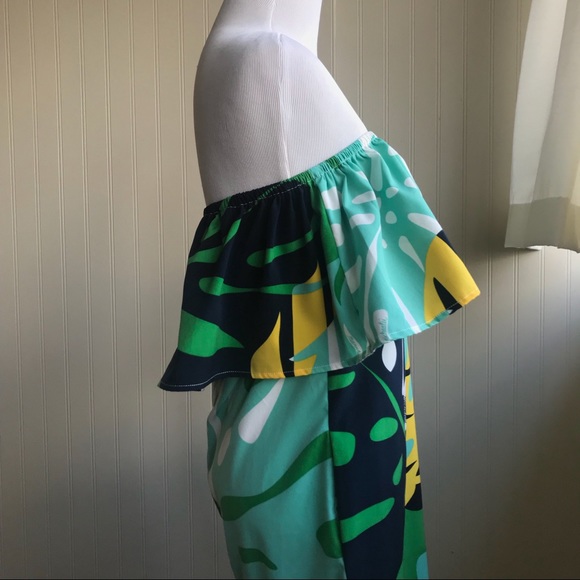 Manuhealii Over the Shoulders Dress - Picture 4 of 6